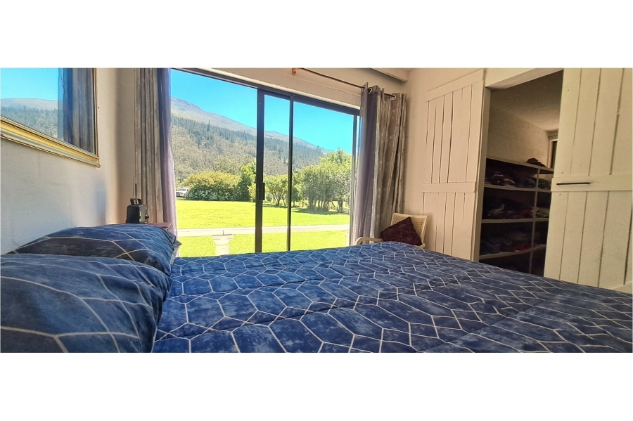 2 Bedroom Property for Sale in Suurbraak Western Cape